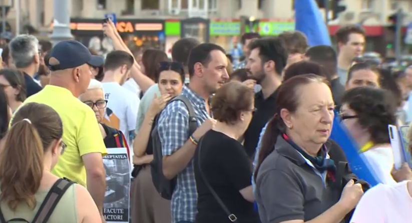 Protest în Piaţa Victoriei: „România e sub asediu. Când sistemul se luptă să nu se schimbe nimic este timpul să ieşim în stradă” 1 wp header logo 1571