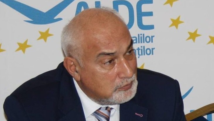 Liberalii proveniți din ALDE boicotează Congresul Extraordinar al PNL. Vosganian: „Bolojan procedează ca Lenin” 1 wp header logo 1645