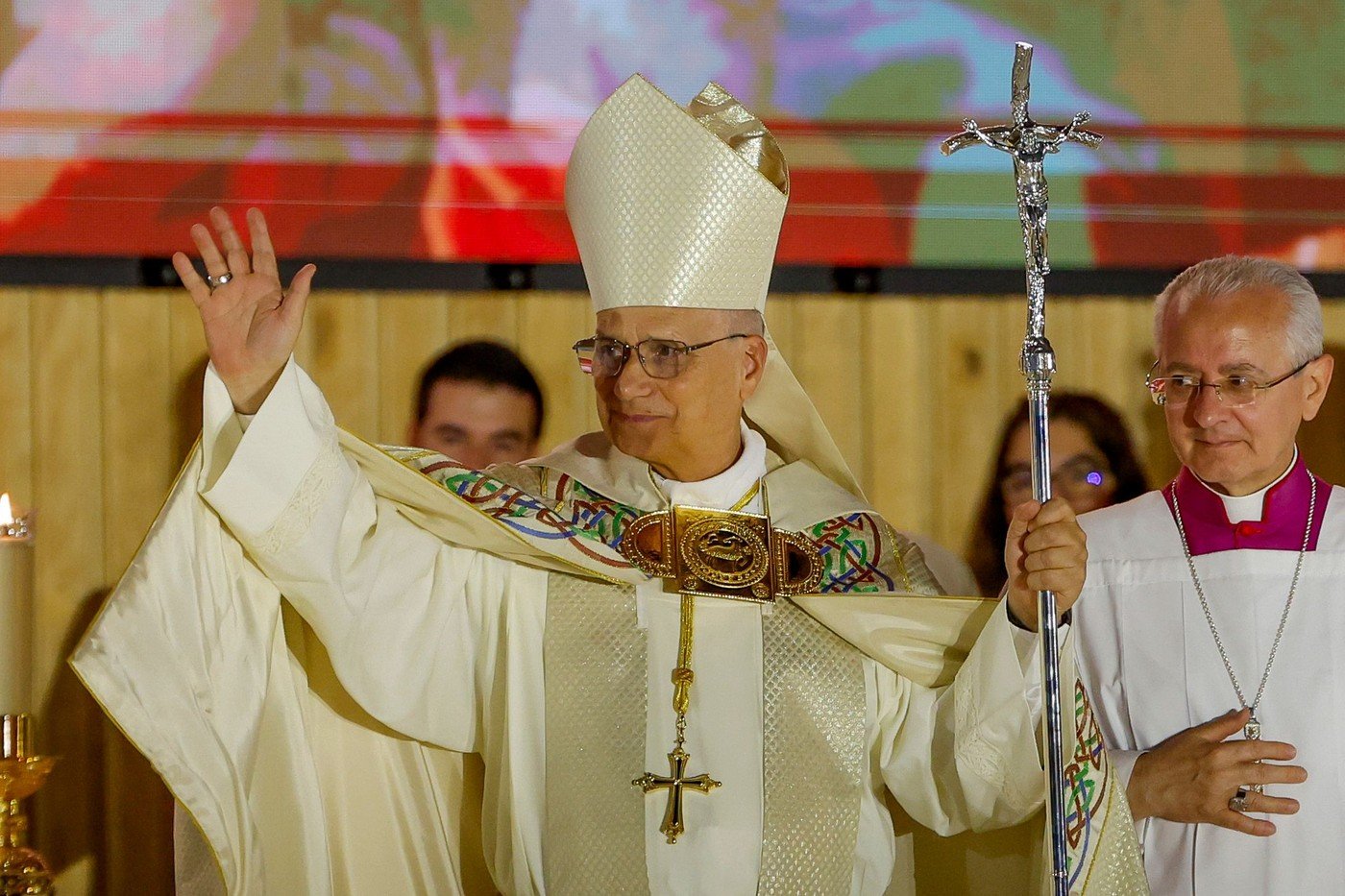 Peste un milion de credincioși la Madrid: Papa Leon a oficiat o liturghie uriașă în Piața Cibeles, în prezența familiei regale spaniole 1 wp header logo 538