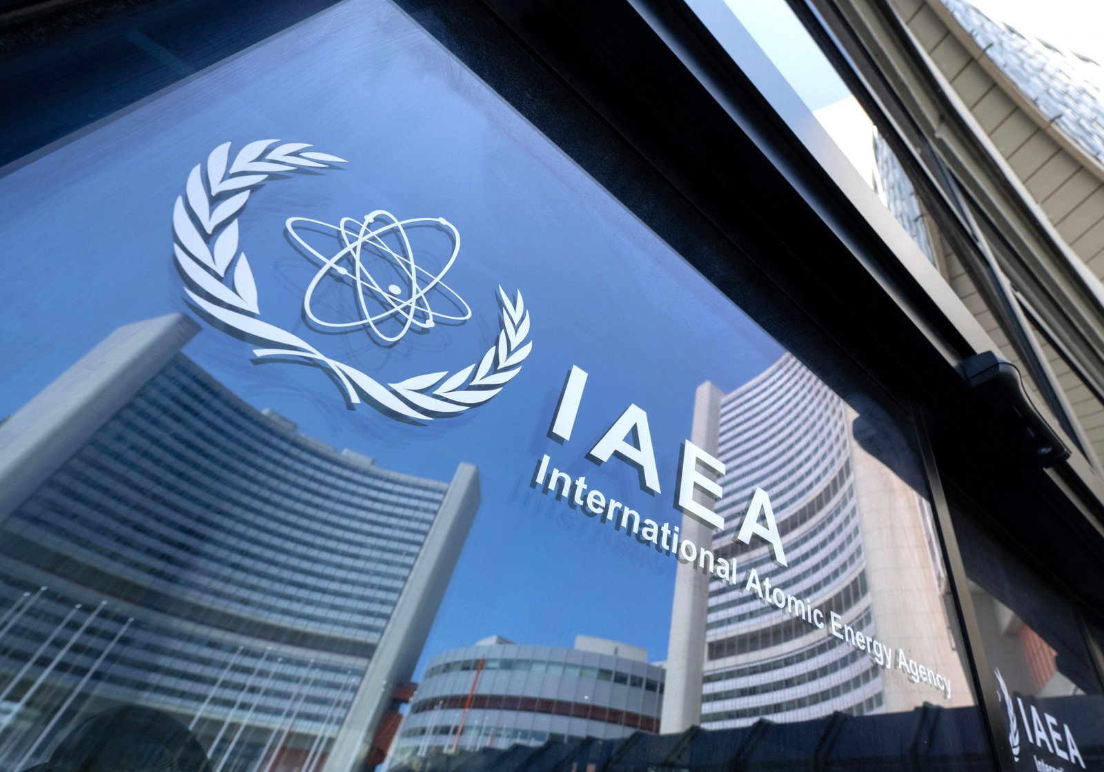 AIEA face precizări după ce a verificat locul în care o dronă rusească a lovit un depozit nuclear la Cernobîl 1 wp header logo 570