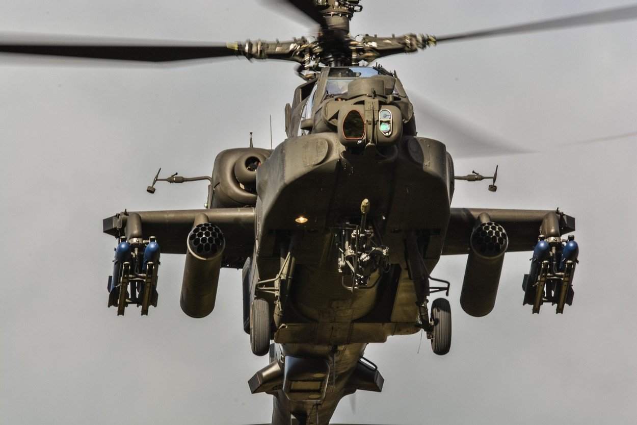 Un elicopter Apache s-a prăbuşit în Strâmtoarea Ormuz. Trump spune că piloţii au fost salvaţi și „nimeni nu a fost rănit” 1 wp header logo 689