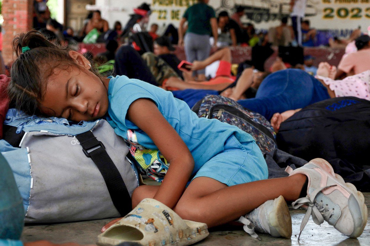 UE dă undă verde pentru înfiinţarea unor centre în afara Europei unde să fie trimişi migranţii ilegali 1 wp header logo 75