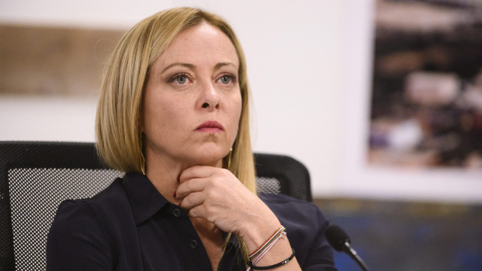 Meloni îndeamnă NATO să-și reconsidere cheltuielile pentru apărare: „Am văzut tancuri care costă milioane de euro distruse de drone” 1 wp header logo 940