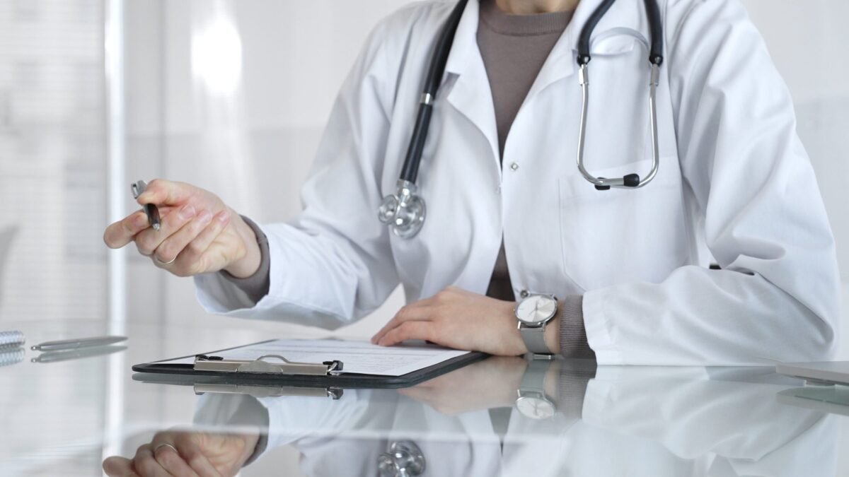 Ce analize gratuite pot face românii de peste 40 de ani. Pachetul medical oferit prin CNAS 1 wp header logo 966