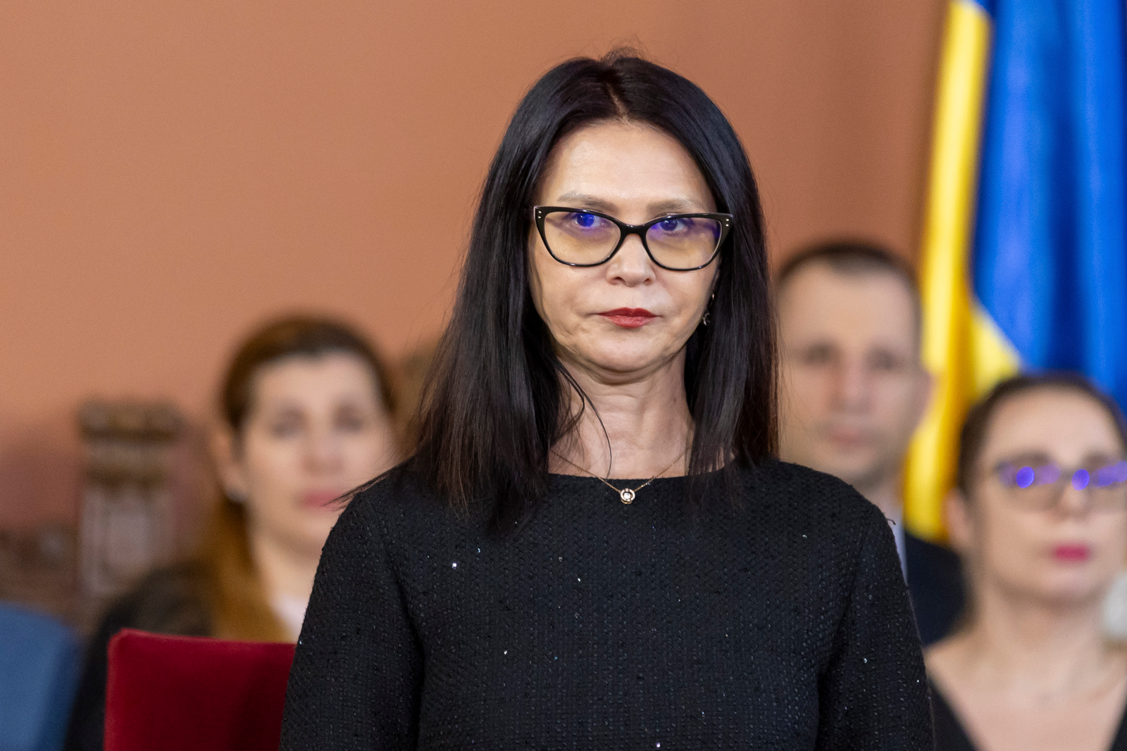 Judecătoarea Ionela Tudor, celebră pentru propoziţia „m-a sunat Lia”, se reîntoarce în magistratură, la 5 luni după pensionare 1 wp header logo 1364