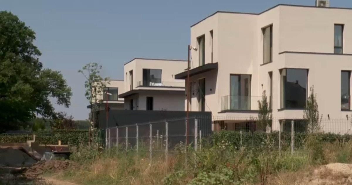 Deversare ilegală în apropierea Pădurii Băneasa. Administratorul unui complex rezidențial de lux, amendat de Garda de Mediu 1 wp header logo 1502