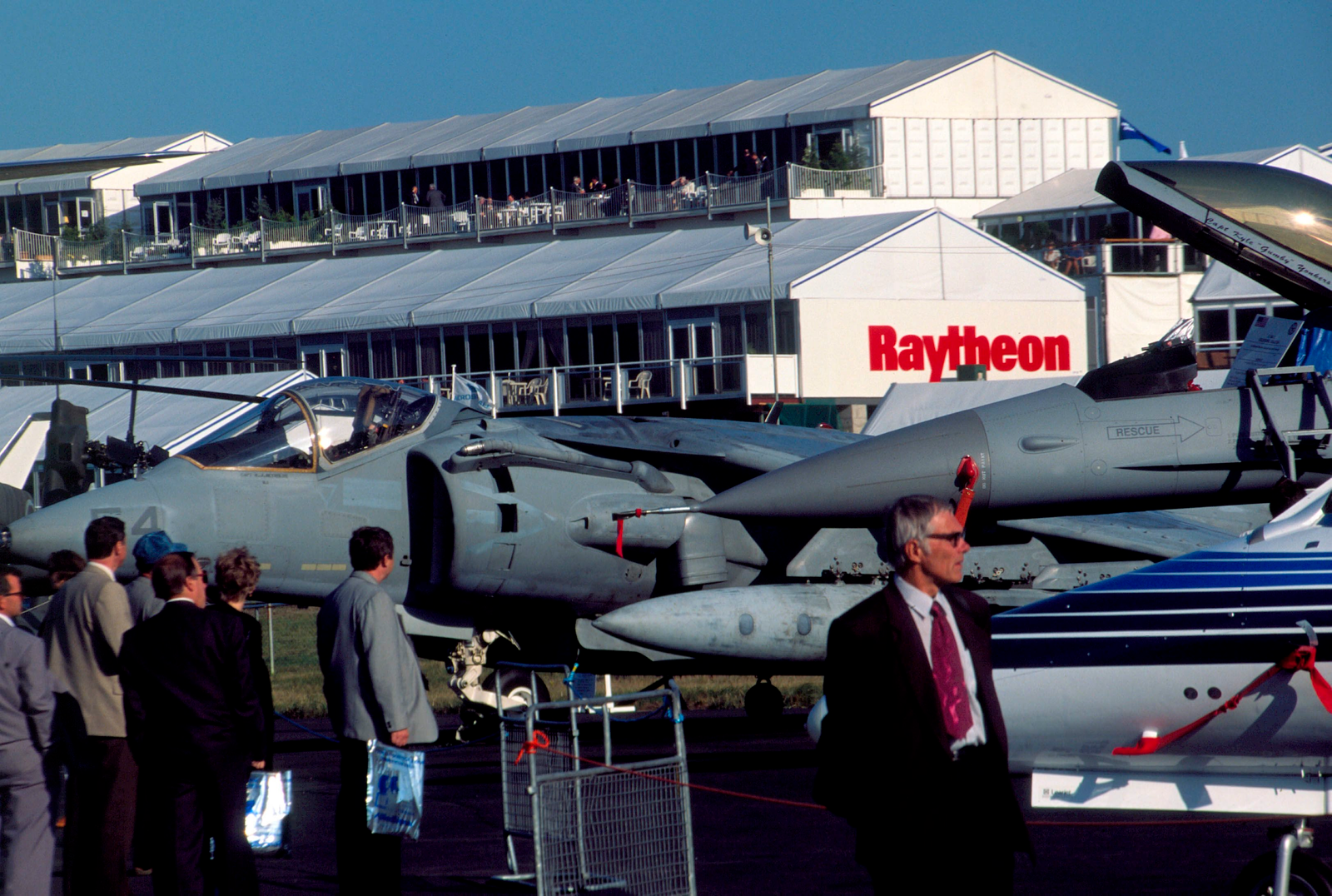 Salonul Aeronautic de la Farnborough, cândva dominat de aviația comercială, va fi anul acesta o scenă pentru industria militară 1 wp header logo 1506