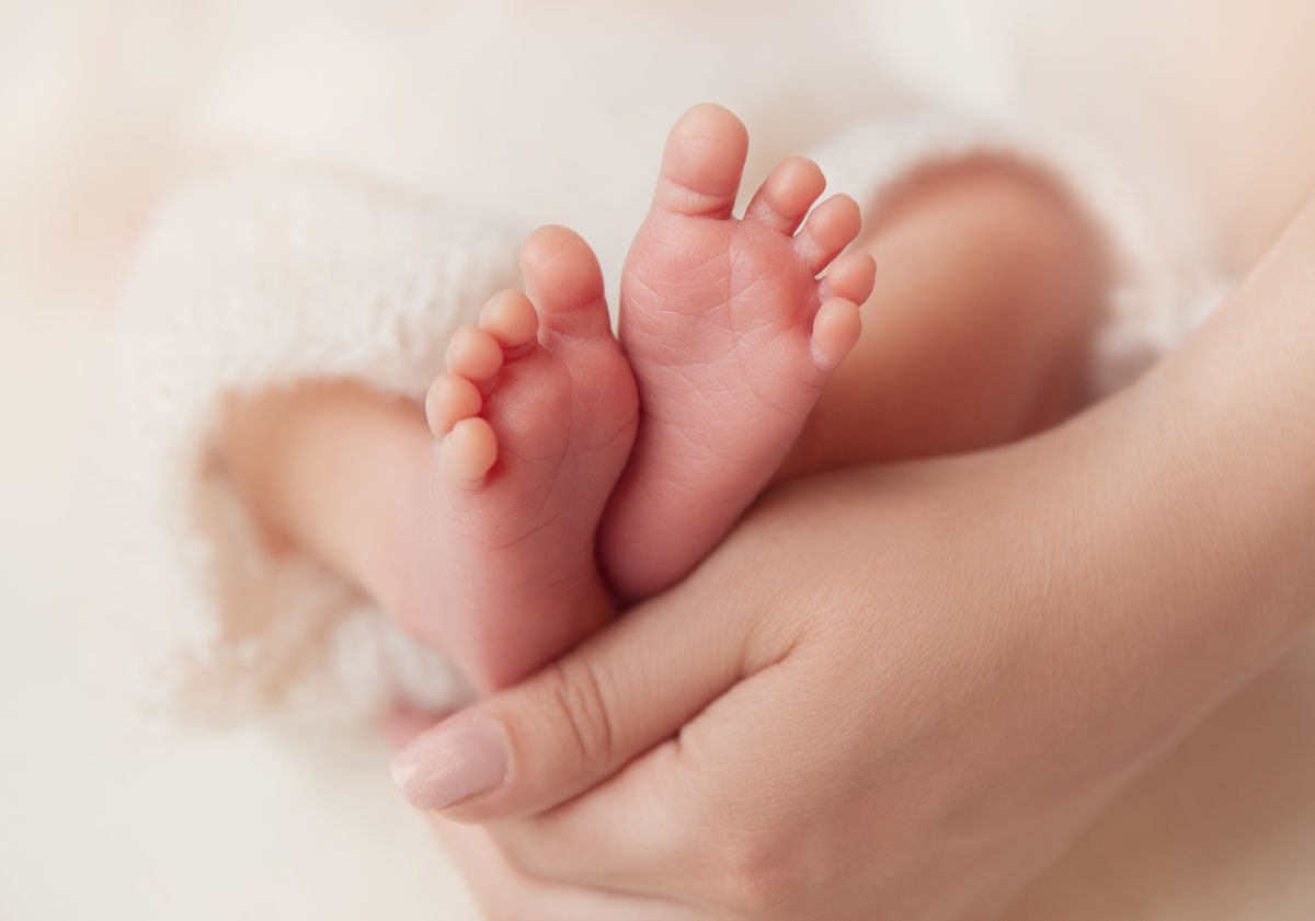 Intervenție rară în cazul unui nou-născut: medicii au extras doi fetuși incomplet dezvoltați din abdomenul copilului 1 wp header logo 1672