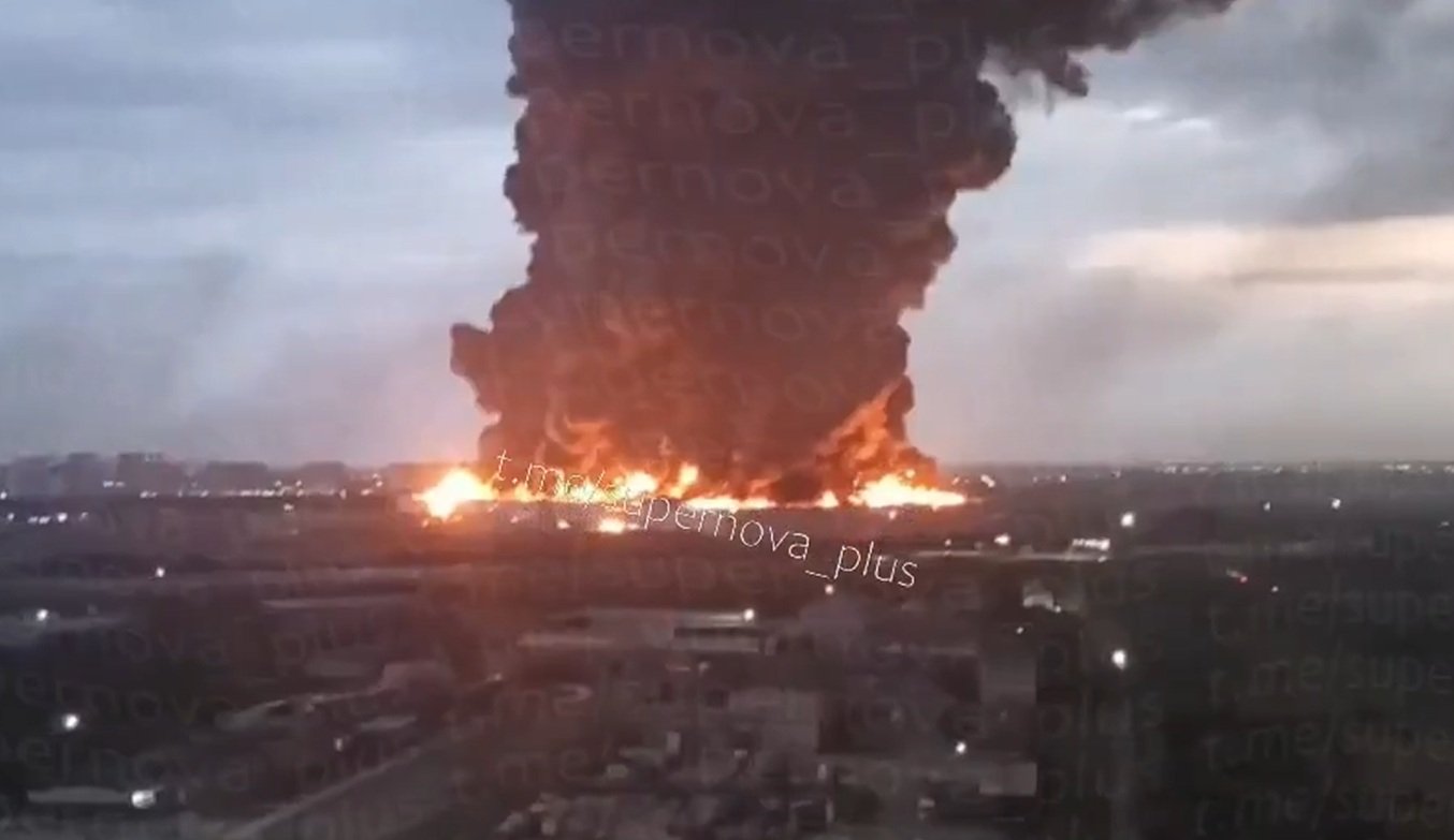 Ucraina a aruncat în aer încă două depozite ale „Amazonului rusesc”. Pagube de peste 200 de miliarde de ruble. Reacția lui Zelenski 1 wp header logo 1758