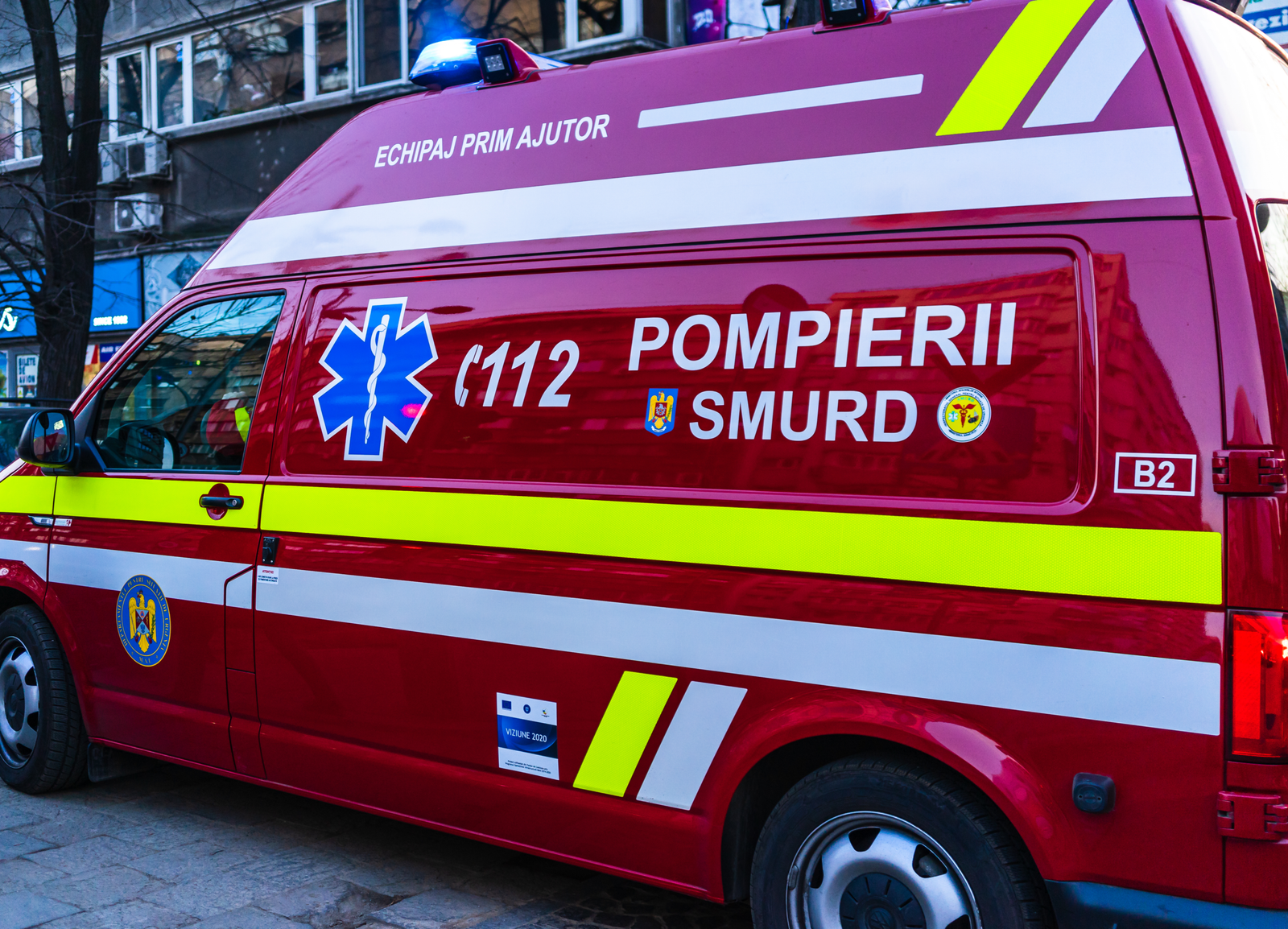 O fetiţă de doi ani din Mediaș a ajuns la spital după ce a căzut de la balcon 1 wp header logo 264