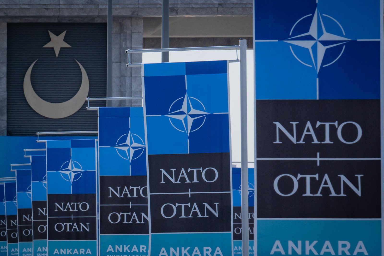 Tranziția spre NATO 3.0: SUA vor prezenta la Ankara mai multe măsuri care să atenueze impactul reducerii forțelor din Europa 1 wp header logo 285