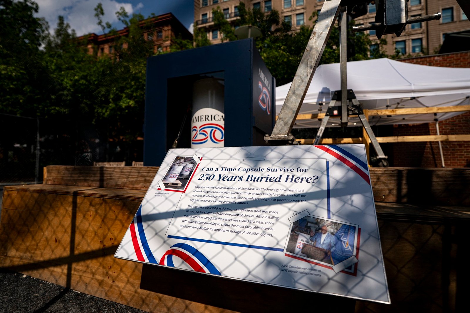 O capsulă a timpului îngropată în Philadelphia ar urma să fie deschisă în 2276. Ce conține ea și care este semnificația 1 wp header logo 348