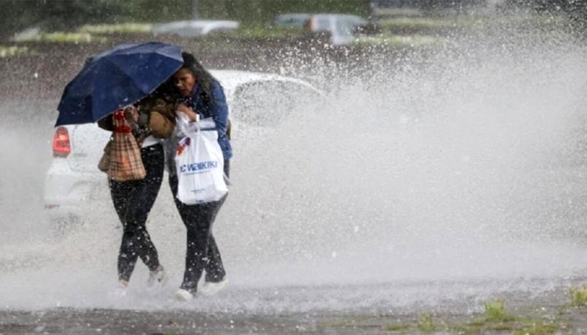 Meteorologii AccuWeather anunță ploi, frig și temperaturi de doar 7 grade Celsius în luna iulie, în România. Care sunt orașele în care vara e ca iarna 1 wp header logo 415