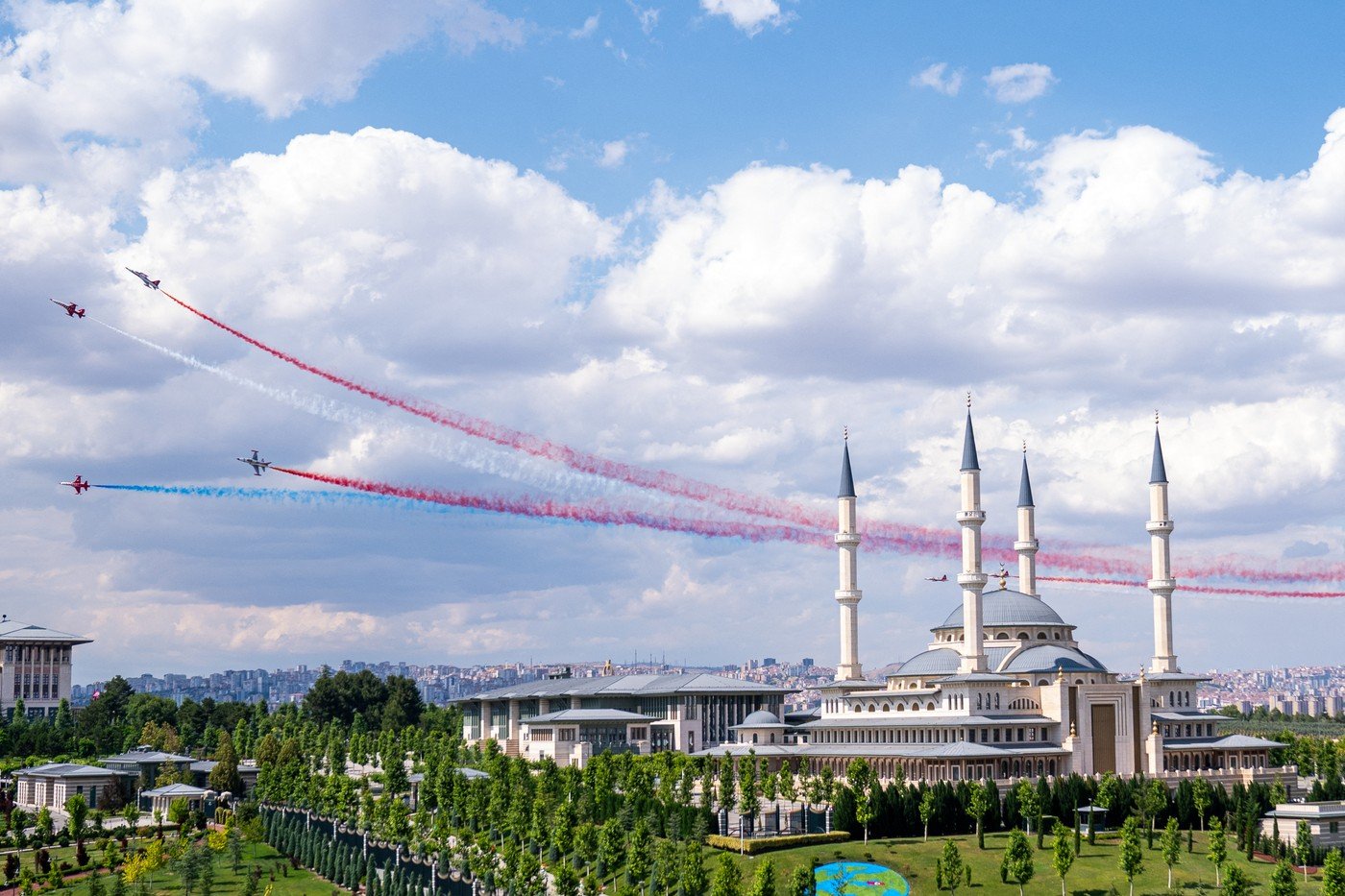 Summitul NATO de la Ankara, a doua zi: Trump se întâlnește cu Zelenski, în timp ce aliații încearcă să mențină unitatea Alianței 1 wp header logo 610