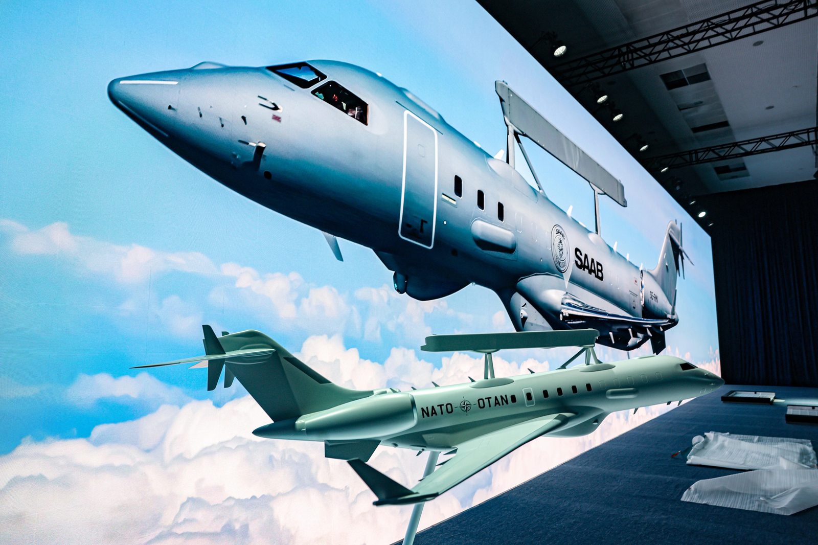 Ce este și cum funcționează GlobalEye, viitoarea platformă NATO de avertizare timpurie și supraveghere aeriană. Explicațiile MApN 1 wp header logo 850