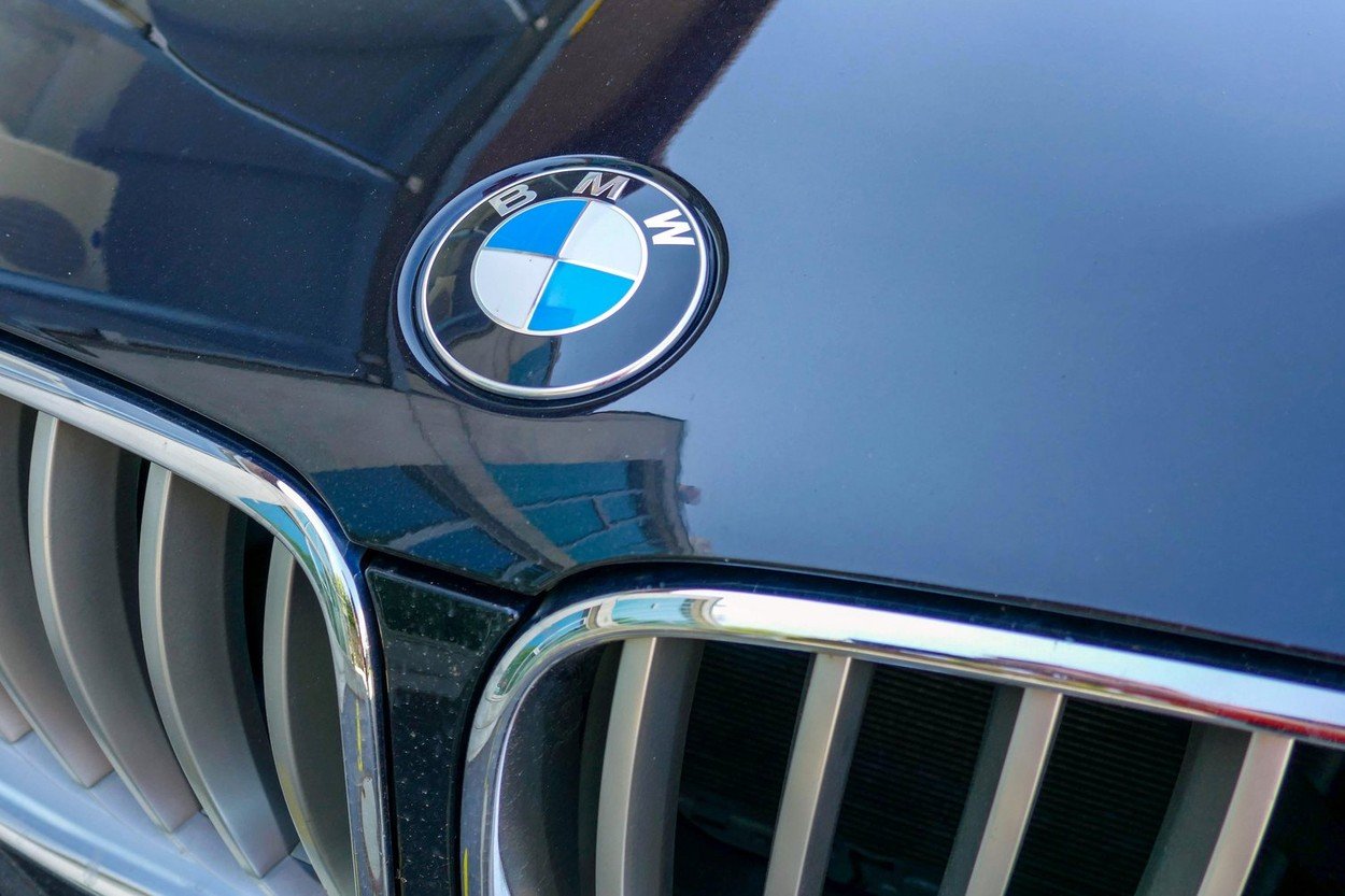 BMW a acuzat Rusia că produce mașini contrafăcute 1 wp header logo 874