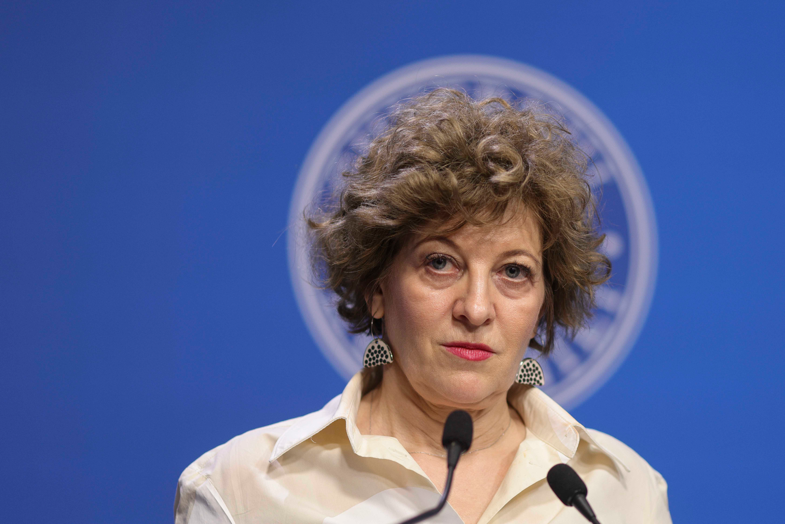 Oana Gheorghiu: S-a putut lucra cu Bolojan atâta timp cât s-au mărit taxele, dar nu când am început să ne uităm la companiile de stat 1 wp header logo 882