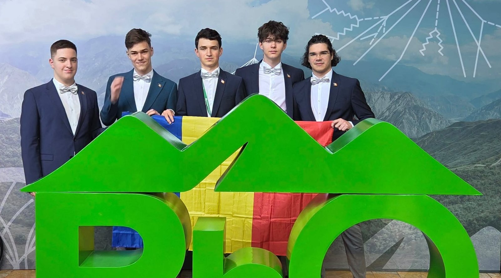 România a obţinut două medalii de aur şi trei de argint la Olimpiada Internaţională de Fizică 2026 1 wp header logo 940