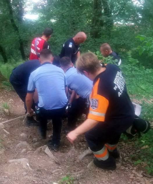 Bărbatul 5fâșiat de urs este chiar…Vezi mai mult 1 722384705 1393263182627830 1592805518439487138 n