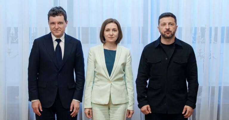 Se schimbă istoria? Maia Sandu și Nicușor Dan aduc din nou în prim-plan unirea cu România 1 726565135 1363411292380338 1202541596937778249 n