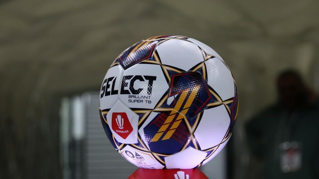 LIVE TEXT: Corvinul - Sepsi, azi, de la 18:30, pe Sport.ro. Duel între nou-promovate 1 wp header logo 114