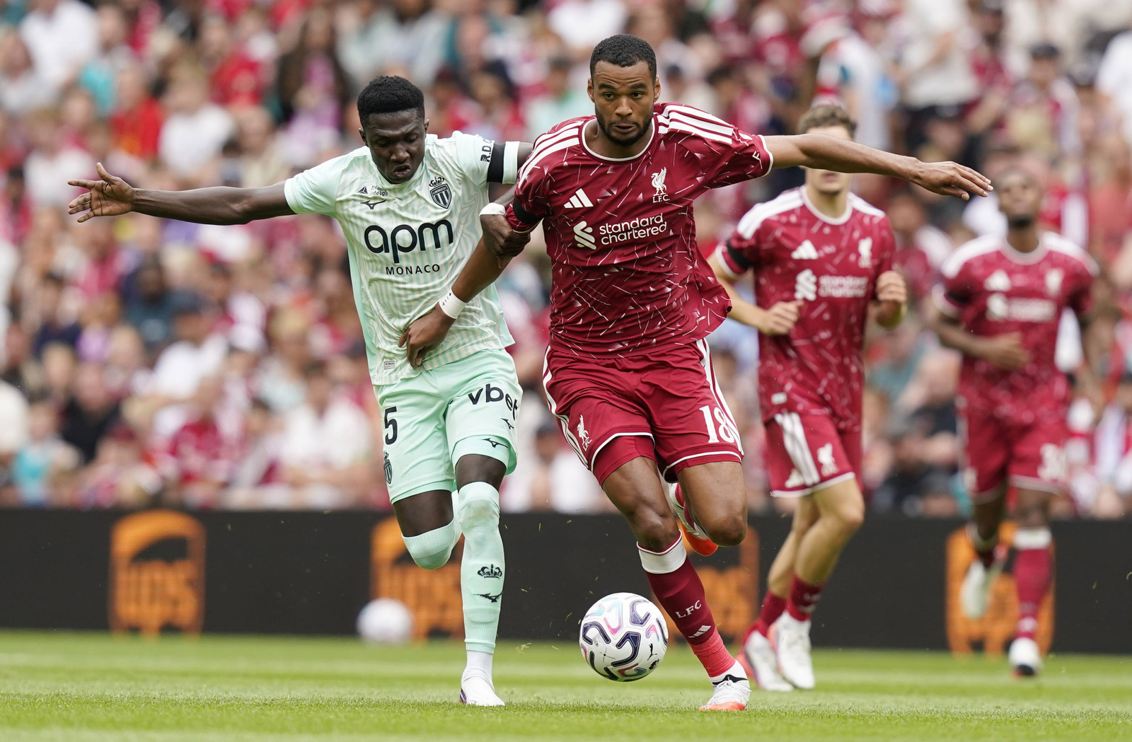 Cody Gakpo schimbă echipa, dar rămâne în Premier League 1 wp header logo 1217