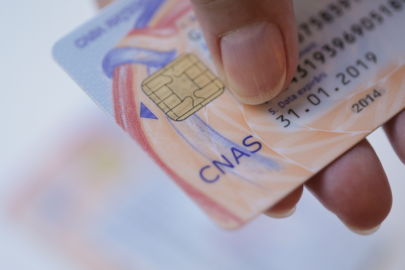 Ce se întâmplă cu actualul card de sănătate de la 1 septembrie. Documentul care ar urma să îi preia treptat funcțiile 1 wp header logo 1224