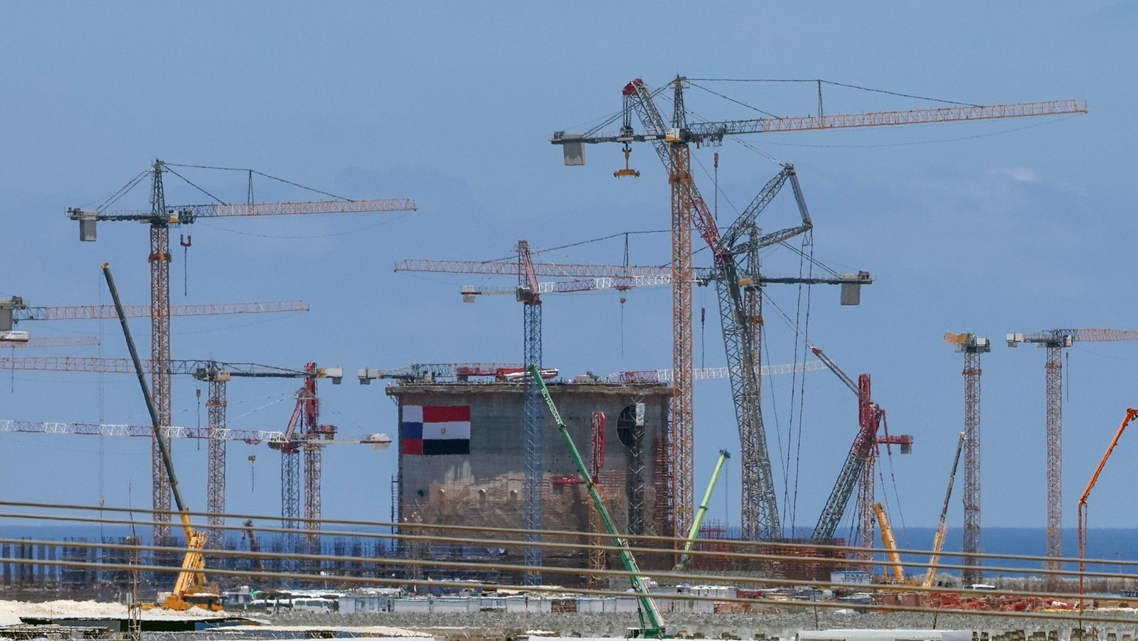 „Băuturi alcoolice pe șantier”. Compania rusă care construiește centrala nucleară de la Paks, acuzată de nereguli grave în Egipt 1 wp header logo 1358