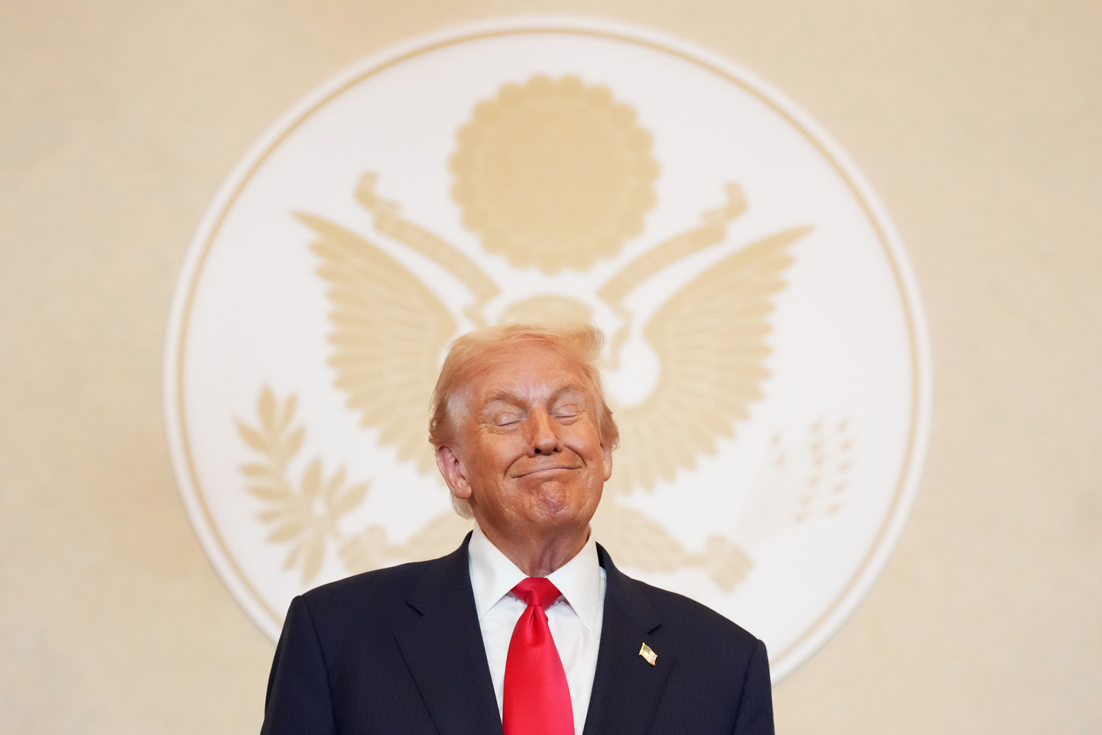 Trump amenință Omanul cu bombardamente dacă „va încurca” discuțiile privind Strâmtoarea Ormuz 1 wp header logo 1391