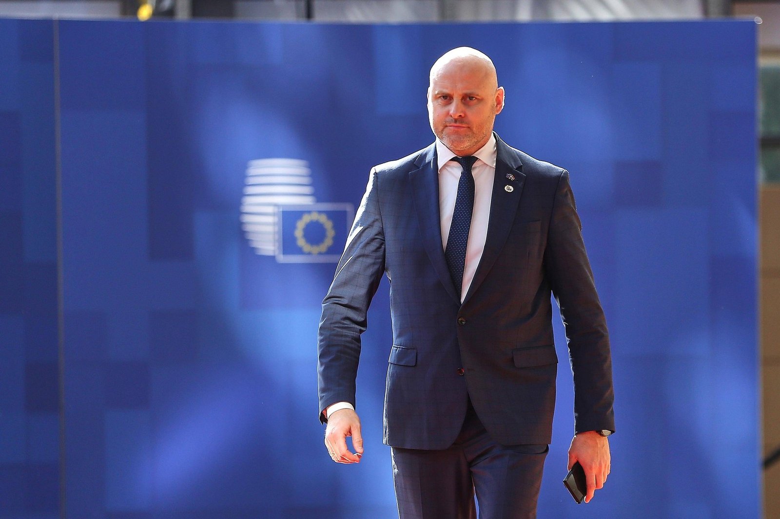 „Noi chiar am înnebunit?”: Premierul unei țări europene critică refuzul de a interzice intrarea în UE a militarilor ruși 1 wp header logo 1432