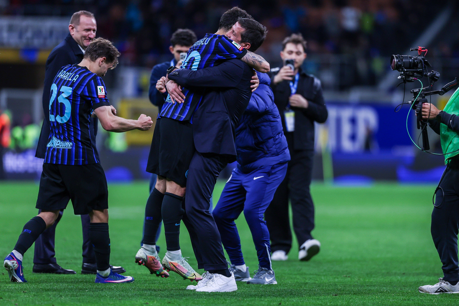 Cristi Chivu l-a cucerit iremediabil pe Hakan Calhanoglu! Turcul mărturisește: „Pentru el, fotbalul nu este cel mai important” 1 wp header logo 1460