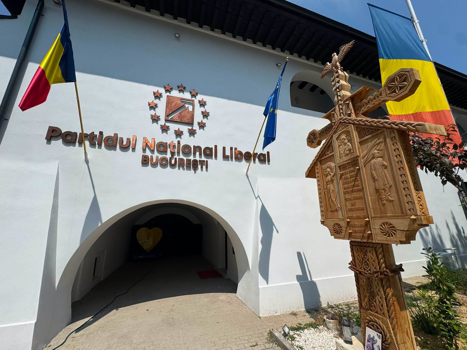 PNL București și-a numit liderii interimari în patru sectoare. Oana Gheorghiu și Dragoș Pîslaru, printre noii președinți 1 wp header logo 1719