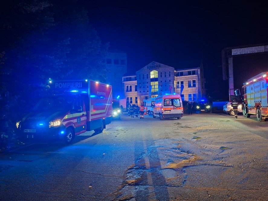 Trei pacienți intoxicați cu fum la Arad, după un incendiu pornit de la ziare aprinse într-un centru medical 1 wp header logo 1860