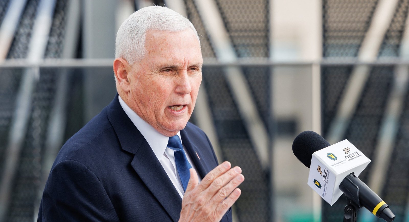 Mike Pence cere sprijin militar pentru Ucraina: „Oprirea atacurilor balistice îi va lua lui Vladimir Putin ultima armă de luptă” 1 wp header logo 1969