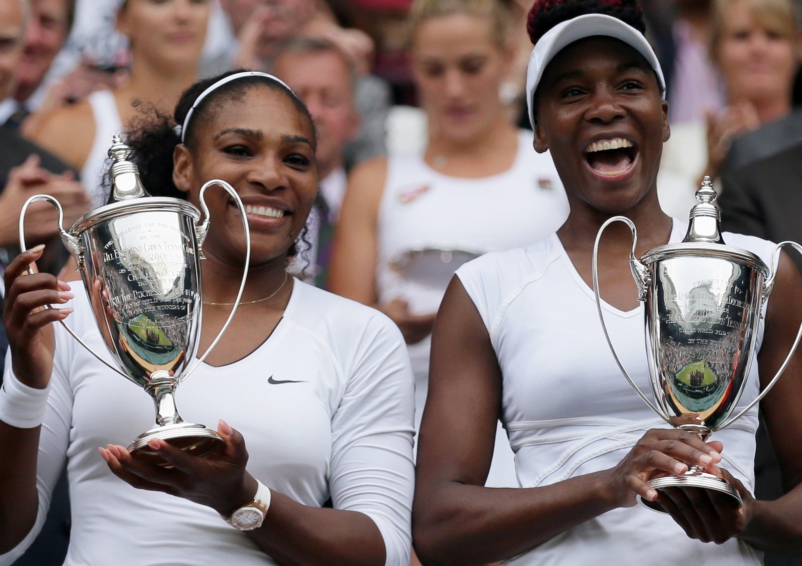 Tenis: Serena şi Venus Williams au primit wild-card pentru a juca la dublu în turneul de la Cincinnati 1 wp header logo 252