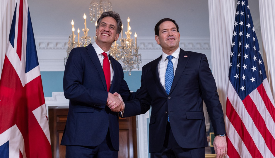 Ministrul de externe britanic a refuzat să răspundă la Washington dacă îl mai consideră pe Trump „idiot, rasist şi misogin” 1 wp header logo 398