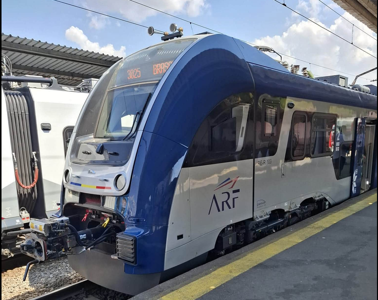 Primul tren PESA a fost lansat joi în circulație. Radu Miruță: „Când am ajuns la Transporturi, erau blocate între buruieni” 1 wp header logo 493