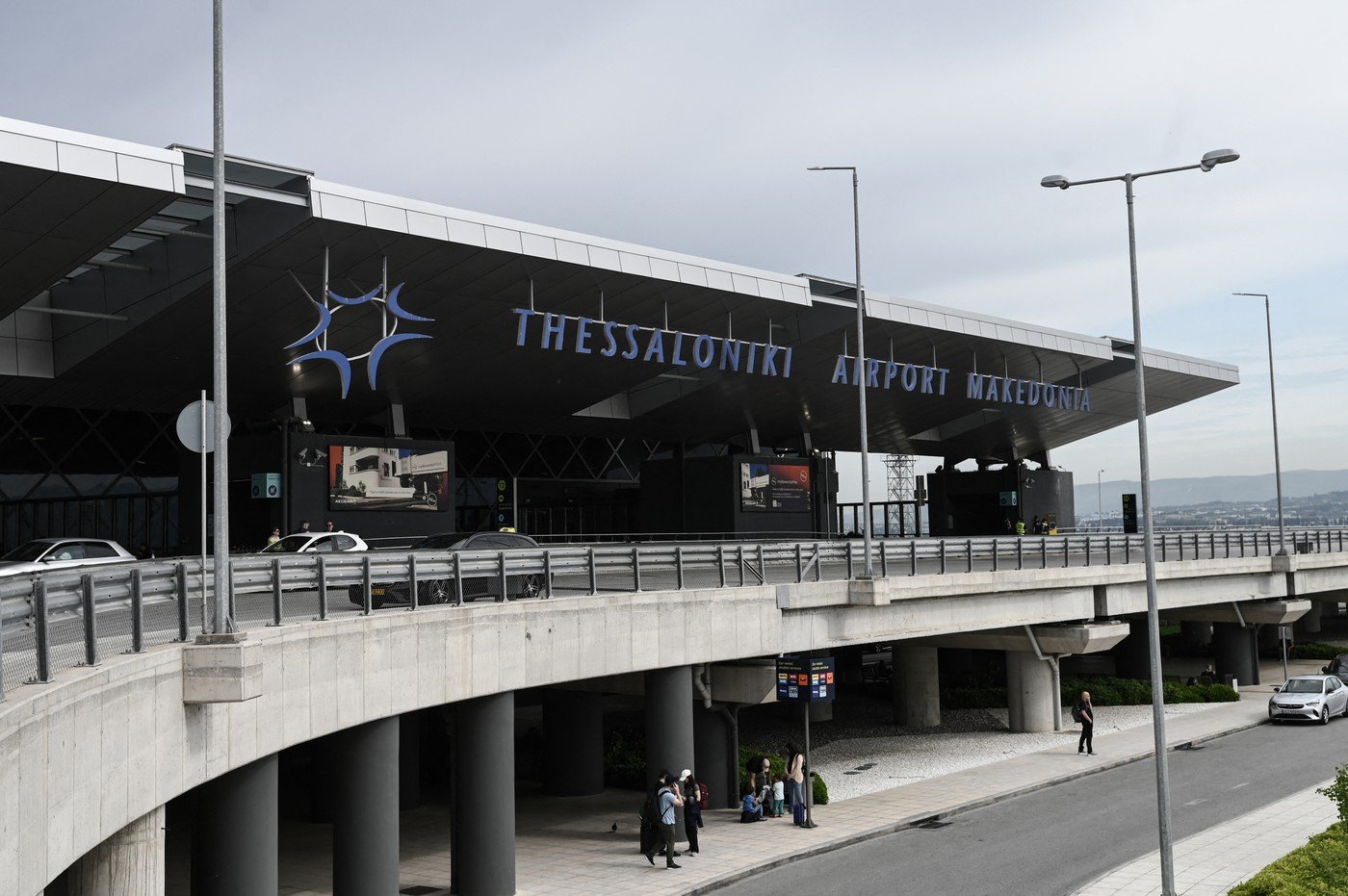 Zbor anulat după ce o pasăre a fost găsită în motorul unui avion, pe un aeroport din Grecia 1 wp header logo 526