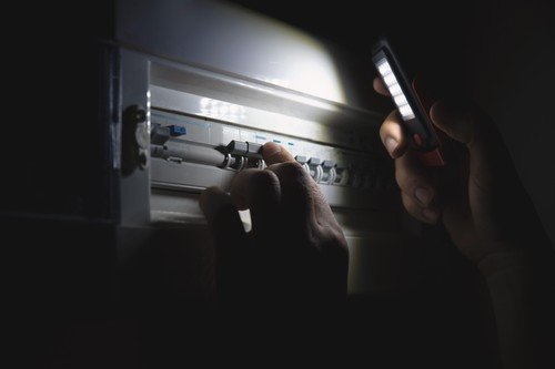 Avertismentul experților: România riscă raționalizări obligatorii și blackout, din cauza lipsei investițiilor. Apel către ANRE 1 wp header logo 601