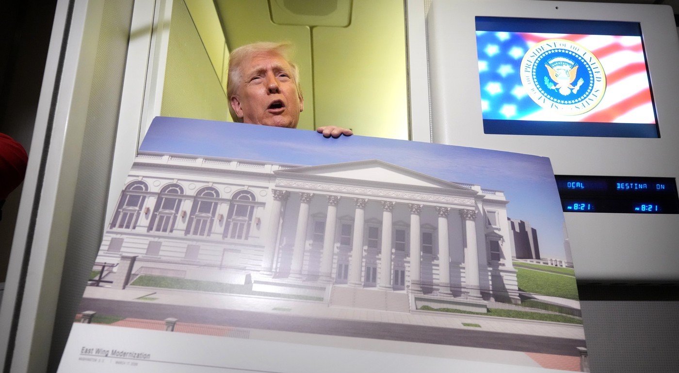 Trump transformă sala de bal a Casei Albe în „port de drone”. Imagini generate cu inteligența artificială 1 wp header logo 730