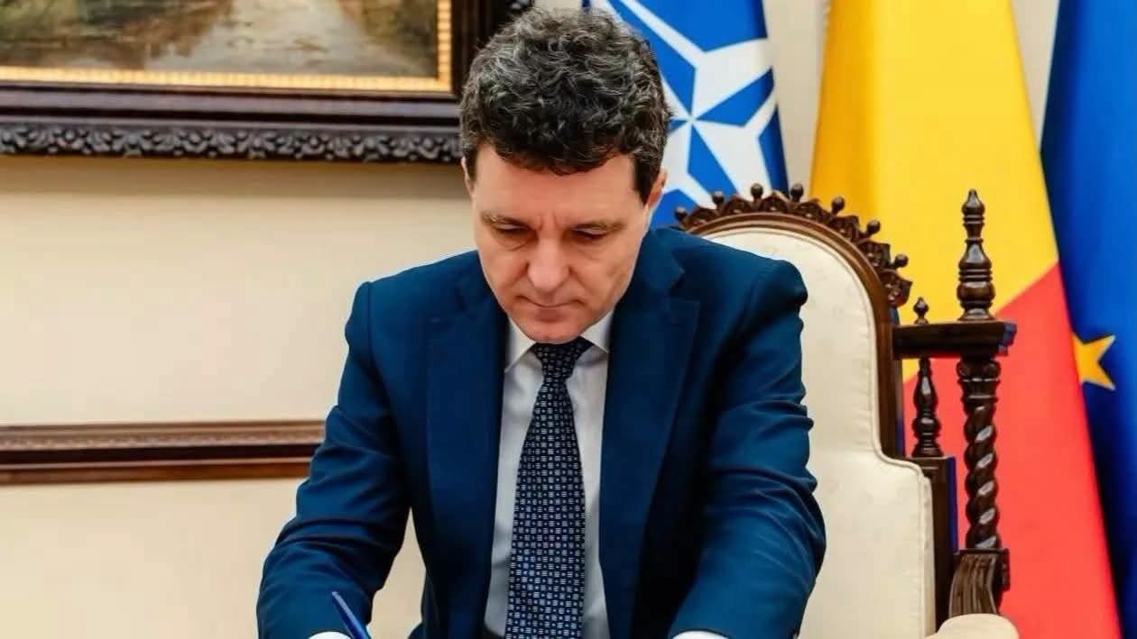 ULTIMA ORĂ! Înfrângere pentru Nicușor Dan la CCR. Judecătorii i-au respins sesizarea 1 779455111 1781372842875310 6037017900968684187 n