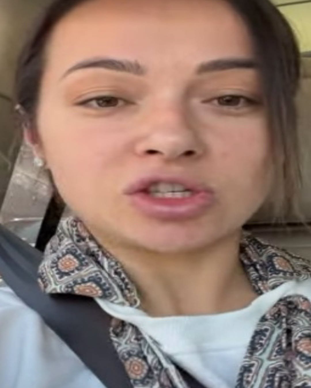 Vlăduța Lupău a confirmat oficial despărțirea: „Ați fost și veți rămâne frații mei”. 1 780157894 1616575080059142 7577418641513486274 n