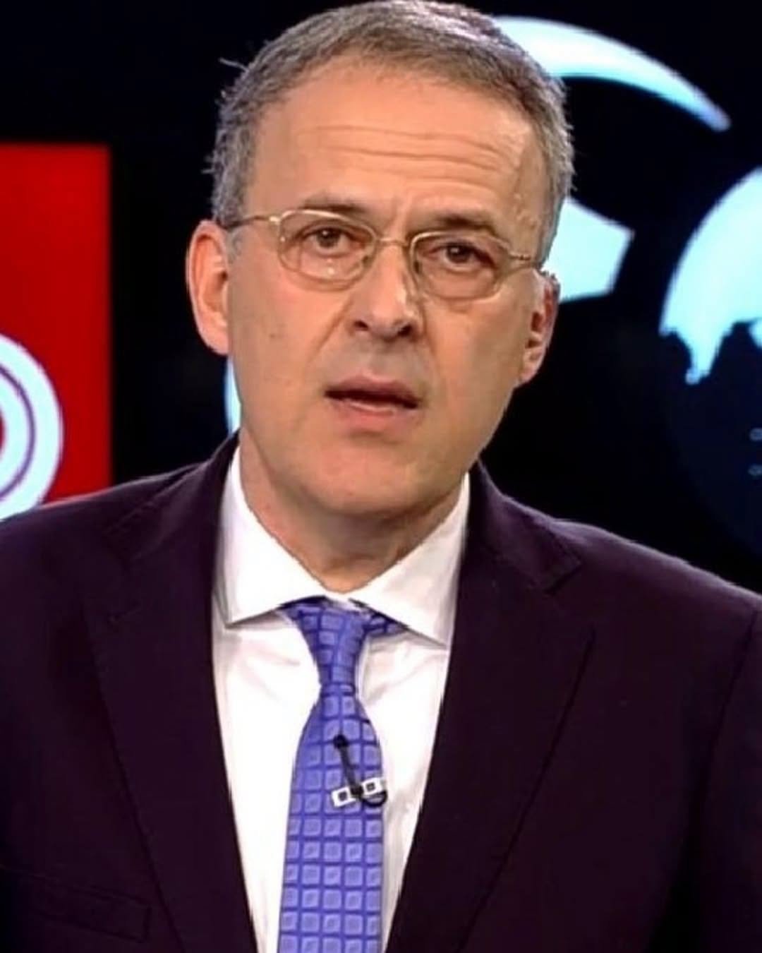 Răzvan Dumitrescu și-a anunțat demisia chiar în emisiune 1 784254905 1531101052397480 6968101292566994113 n